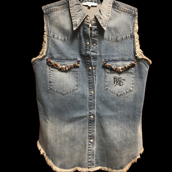 One of a Kind Butterfly Mask Sleeveless Denim Shirt - Picture 3 of 7